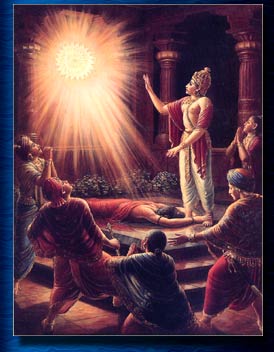 Ambarisa Maharaja forgives Durvasa Muni whose life is then spared by the Sudarsana Cakra. Srimad Bhagavatm 9.5 Image copyright: The Bhaktivedanta Book Trust -- www.Krishna.com